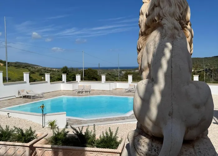 Lutturai 2 Будони