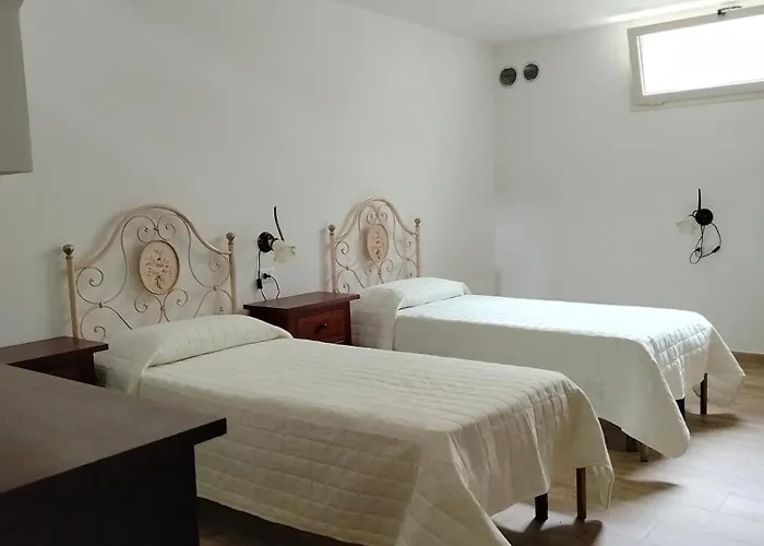 Lutturai 2 Будони