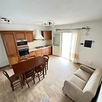 Lutturai 2 Feriehus Budoni